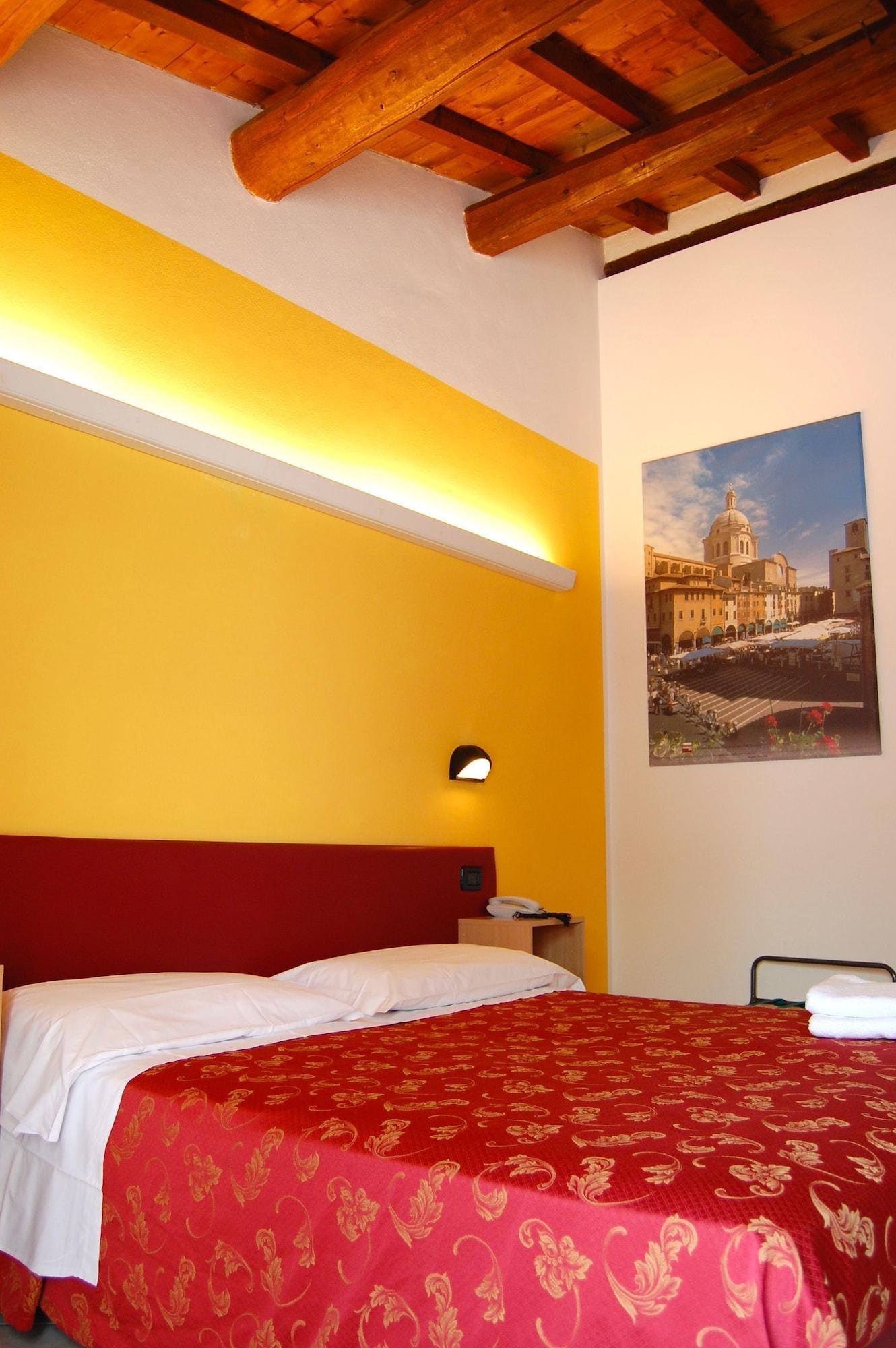 Antico Residence Мантова Екстериор снимка