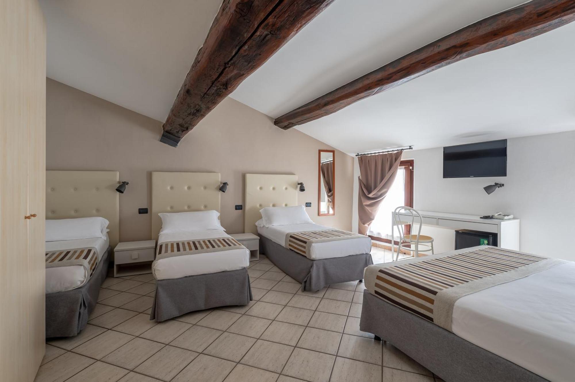 Antico Residence Мантова Екстериор снимка