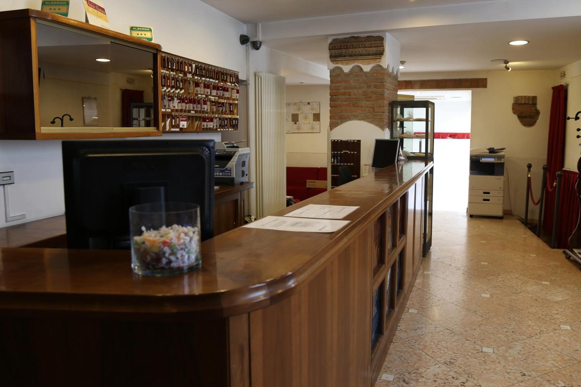 Antico Residence Мантова Екстериор снимка